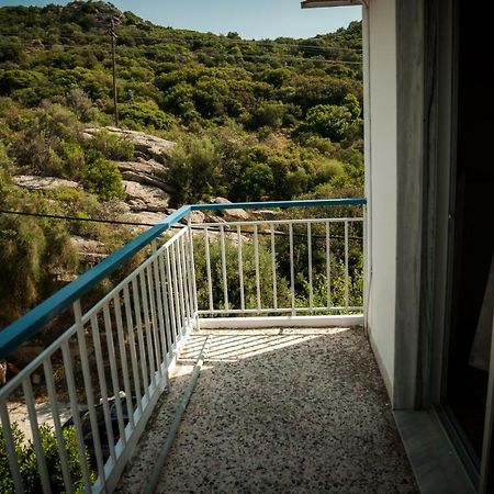Paradise View Apartment Palaiontsiflikion Exterior photo